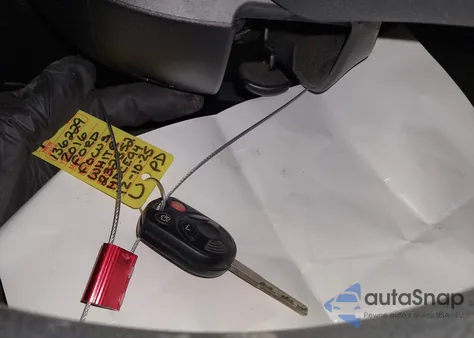 2016 Ford Focus S z USA, uszkodzony, nr VIN 1FADP3E24GL232852